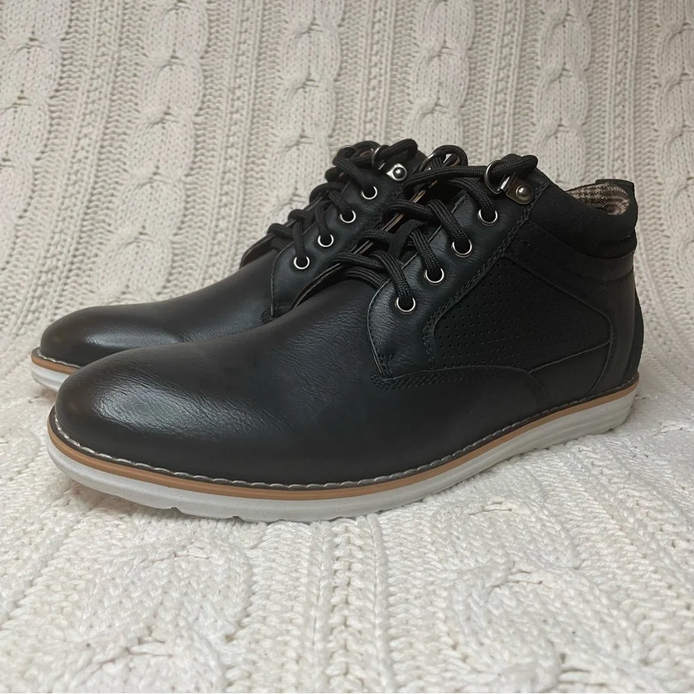 Polar Fox Sanders Memory Foam Mid-Top Perforated Casual Chukka Sneakers in Black - Picture 4 of 7